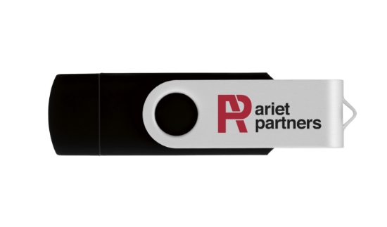 Universal Source® 32 GB On The Go USB 3.0 Flash Drive - Type C - Black
